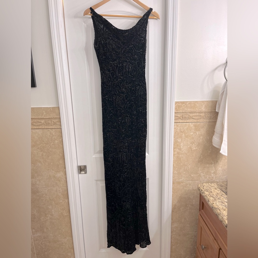 Silk and Burnout velvet evening dress.